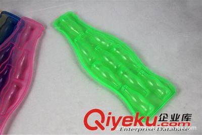 廠家直銷PP透明汽水瓶冰格 | 鴻盛塑料制品，品質(zhì)生活的實(shí)用之選